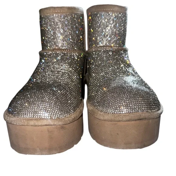 Madden Girl Silver Boots. Size 7 1/2. - Picture 7 of 14